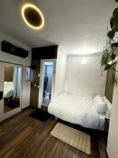 High end boutique studio plus patio - Tel Aviv - 4