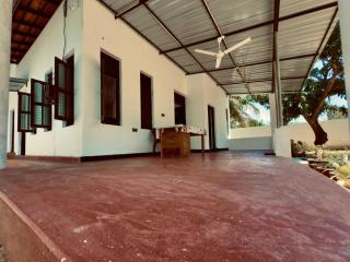 ACN Oasis Resort - Pottuvil - 5