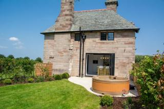 Liongate Lodge - Tattenhall - 9