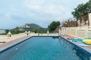 SaffronStays Rang Havelii Jharokha rooms - 5