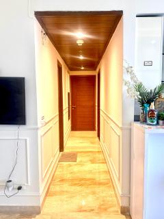 MOYDOM 2BHK APARTMENT IN NOIDA, ZERO kM DELHI - Noida - 3