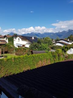 Süße Doppelhaushälfte, mit Garten und Parkplätzen - Arni Alp - 2