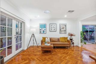 Modern Character Home in Mount Lawley Walk to Cafes Bars and Culture - Perth - 0