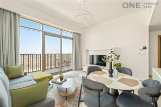 Modern 1-Bedroom Apartment in Al Furjan | Pool&Gym - 9