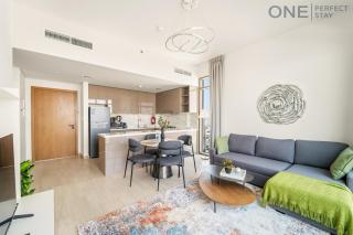 Modern 1-Bedroom Apartment in Al Furjan With Pool & Gym - 8