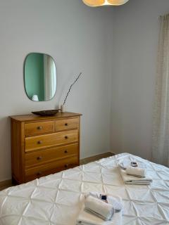 Modern two bedroom 2025- Renovated Apartment with Pool - Paphos - 1