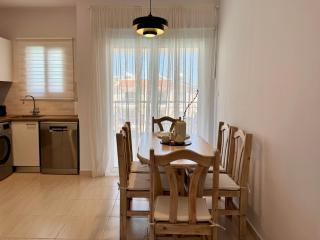 Modern two bedroom 2025- Renovated Apartment with Pool - Paphos - 7