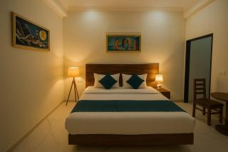 The Virtus Hotel Couple Friendly and Corporate Friendly Greater Noida - Greater Noida - 4