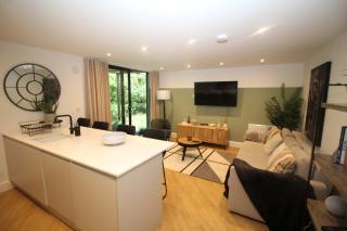 Aurora Heights - Apartment near Ashley Cross - Poole - 2