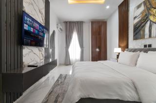 Lekki phase 1 - Lagos - 6