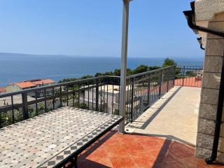 Guest house Adria - Dugi Rat - 8