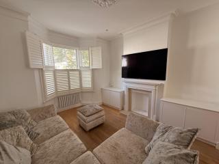 London Luxe Retreat with 5 Bedrooms - Londra - 9
