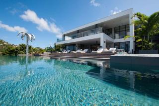 Opulent 6 Bedroom Ocean View Villa with Pool - 0