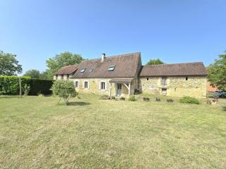 Maison rustique près de Sarlat: 4 chambres, jardin, Wi-Fi, activités nature, ferme et lac à proximité - FR-1-616-186 - Tamniès - 0