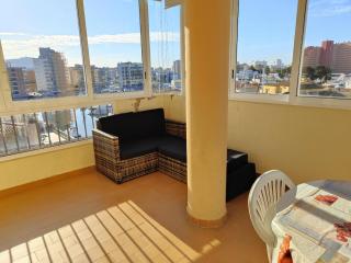 Apartamento Soleado con Terraza, A/A y Garaje en Roses, Cerca de Playa y Parque Natural - ES-258-63 - Roses - 4