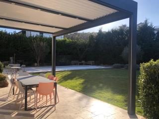 **Charmant Mas Rénové avec Piscine et Jardin au Cœur de la Provence!** - FR-1-599-17 - Saint-Étienne-du-Grès - 7