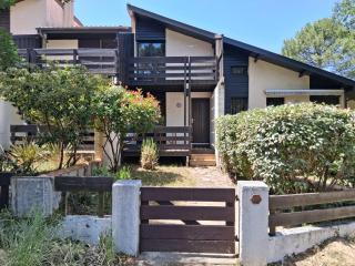 Villa Patio Duplex Calme, Proche Plage et Commerces, Idéale pour 4 Pers. - FR-1-239-237 - 0