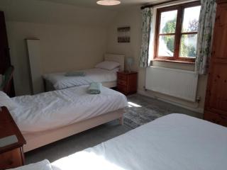 Thorne Farm-3 Bed-Sleeps 7-Garden-Country Views - Langtree - 2