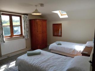 Thorne Farm-3 Bed-Sleeps 7-Garden-Country Views - Langtree - 3