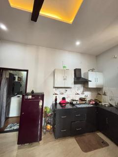 1 BhK CASA STAYS - Kharar - 2