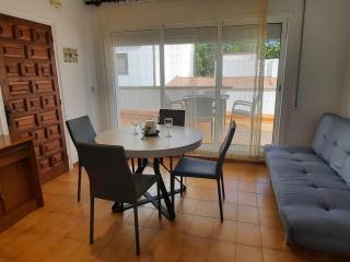 Apartamento con Terraza Centro del Puerto, Ideal para Parejas – Llançà, Costa Brava - ES-170-31 - Llança - 3