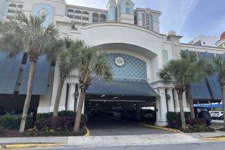 Charming Oceanfront Studio with 2 Queen Beds 11th Fl Compass Cove Pinnacle Building - Myrtle Beach - 5