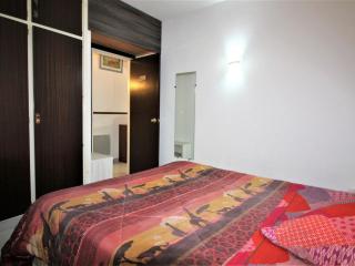 Apartamento acogedor cerca de playa y comercios en Roses, con terraza y parking gratuito - ES-258-75 - 6