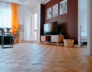 GRAND PARIS, private parking, balcony and metro, 24 hours self checking - Bondy - 3