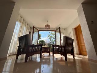 Villa mediterránea con piscina, jardín privado y 3 hab., cerca de la playa en la Costa Brava - ES-209-56 - 1