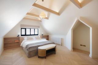 Knightsbridge Duplex on Elegant Walton Street - London - 6