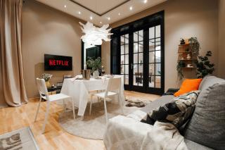 Soul House 110m2 with Balcony & Foosball Old Town - 9