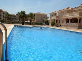 Vacaciones ideales: apto con piscina, cerca del mar, wifi, aire opcional, admite mascotas, playa perros - ES-184-11 - Riumar - 0