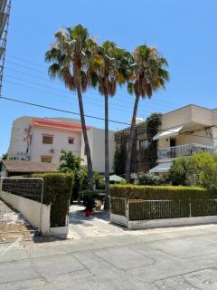 Yard room with private entrance - Larnaca - 7