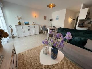 Bel Appartement T2 en Centre-Ville d'Arcachon avec Balcon, à 200m de la Plage et Proche de la Gare - FR-1-474-243 - 6