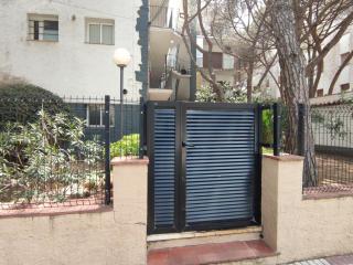 Apartamento con terraza a metros de la playa y zona comercial, ideal familiar - Costa Brava - ES-209-68 - 5