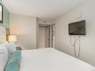 Oceanfront Luxury King Suite at Oceans One 6th FL - Myrtle Beach - 4