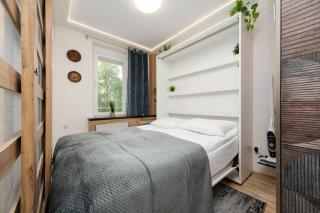 Comfortable Apartment Near Park Szczęśliwicki Warsaw by Noclegi Renters - Warsaw - 9