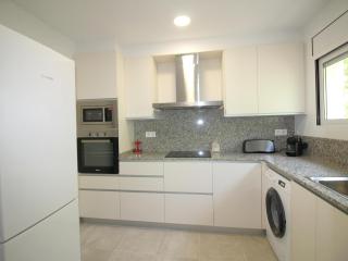 V. FANÉ ESQ - Casa con jardín y vista mar en Llançà acabada de reformar - ES-228-10 - Llançà - 2