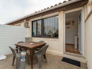 Appartement pour 3 à Mimizan Plage, à 50m de l'océan avec terrasse et parking, ménage inclus - FR-1-50-123 - 1