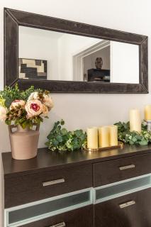 Athena's cozy apartment with a roof top - 8