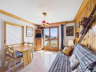 Studio cabine 4/5 pers avec parking, au pied des pistes de la Rosière - FR-1-398-658 - 1