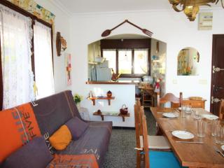 EDENMAR. Joya frente al mar para 6 en Roses - ES-258-103 - 1