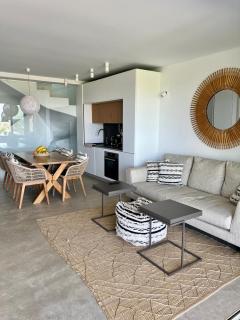 Sea View Luxury Villa in Gialova - Gialova - 1