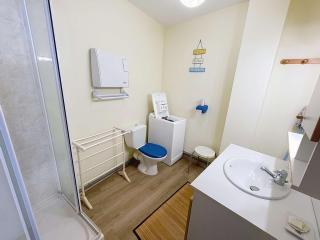 Appartement T2 avec ascenseur, hypercentre, à 50m de la plage, WIFI, TV connectée, linge en option - FR-1-361-4 - Granville - 6