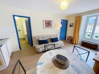 Appartement T2 avec ascenseur, hypercentre, à 50m de la plage, WIFI, TV connectée, linge en option - FR-1-361-4 - Granville - 2