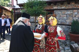 Macedonian Village Hotel & Resort - 9