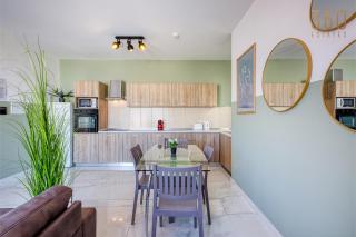 Sunshine penthouse 2BR heaven with AC, terrace & WIFI by 360 Estates - 7