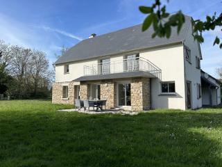 Grande maison près plage Carolles, 5 chambres, jardin, parking, wifi gratuit – 10 pers. - FR-1-361-537 - Carolles - 0