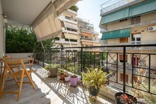 Chic 2-Bdrm Oasis in Pangrati by ΜΡS - Atene - 6
