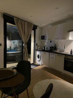 Appartement indépendant refait a neuf avec jacuzzi et terrasse privative proximité gare - Viarmes - 4